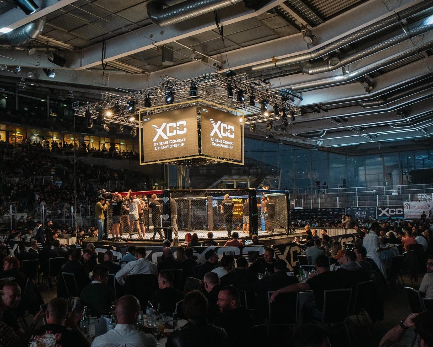 Ausverkaufte Arena bei einem XCC Event
